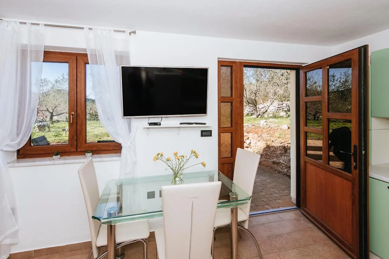 Roko Opacac Veli Iz,Otok Iz Apartment 0*,